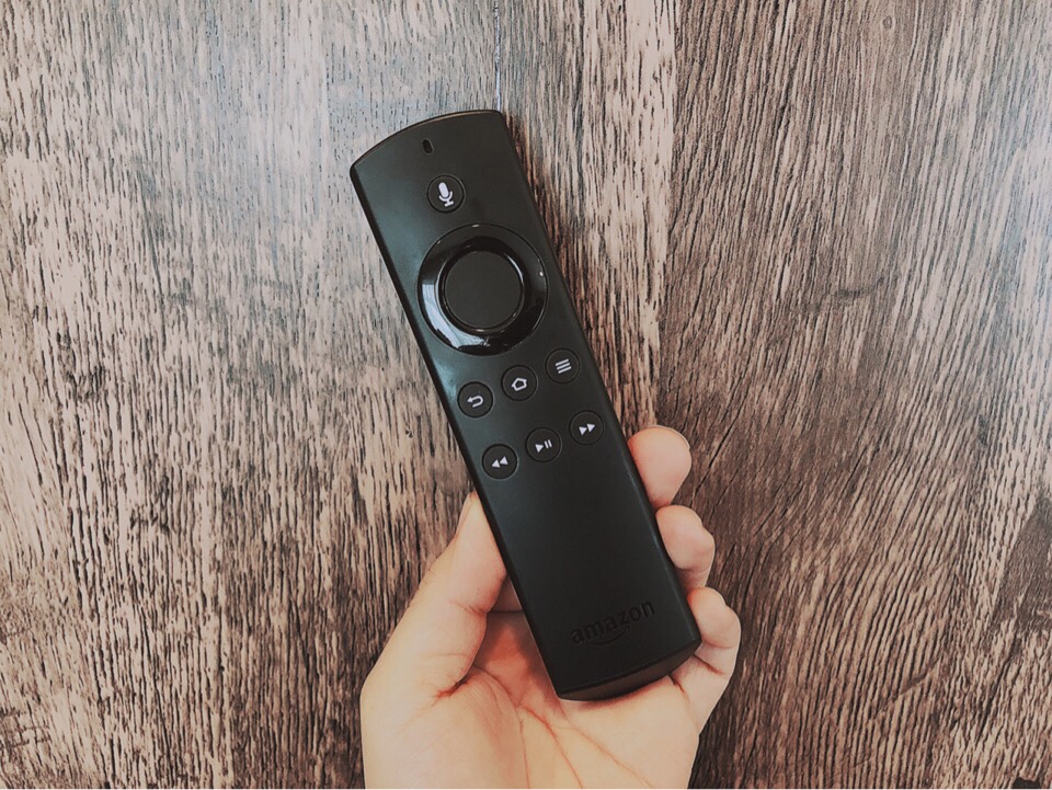 Fire TV Stickの音声認識リモコン