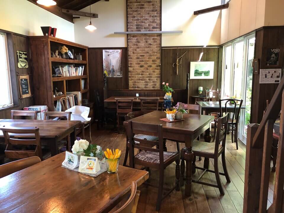 カフェ・ド・ジーノの店内