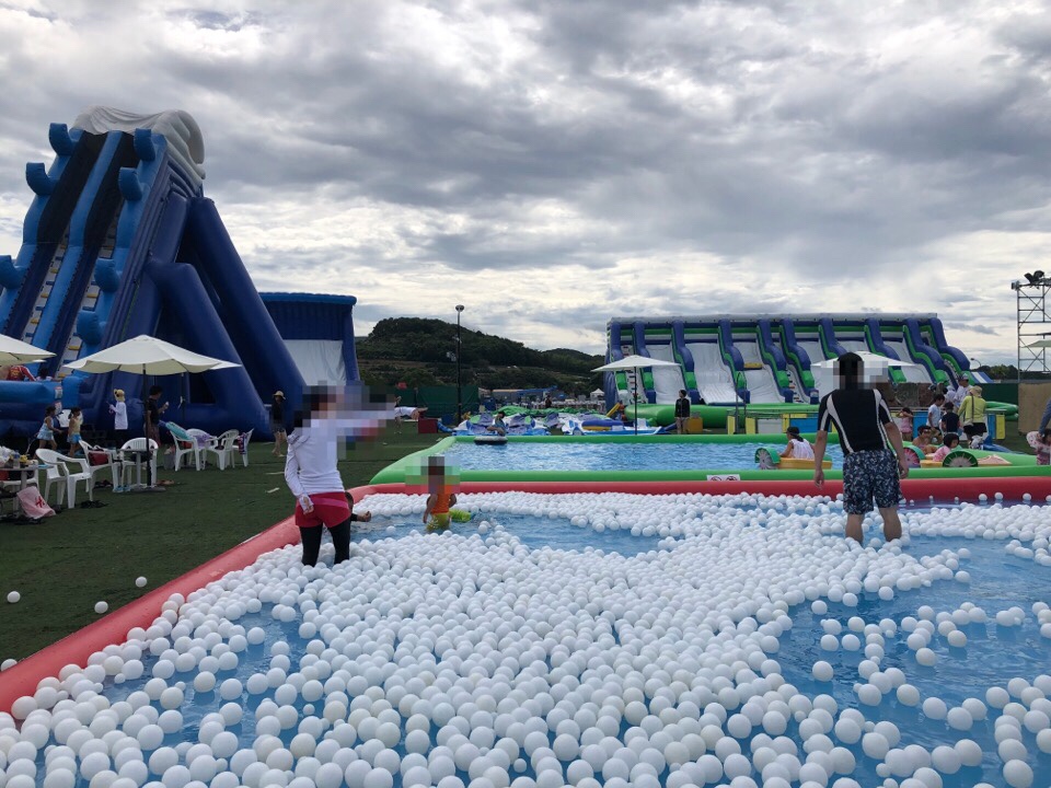 ハウステンボスWAIWAIビーチのボールプール