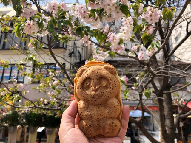 住吉の牛たん専門店 大阪屋の隣にあるパンダ焼き