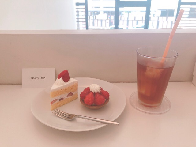 Cherry Townのダブルケーキセット