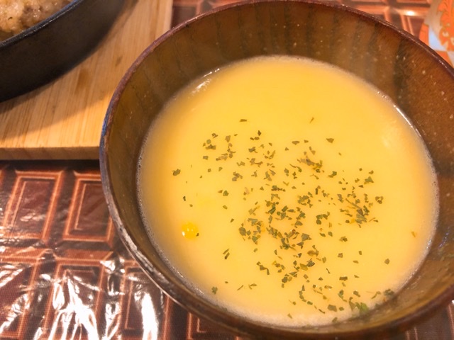 ツヂノハチヤのライスセットのコーンスープ